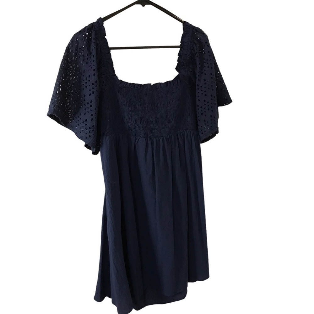 *New* Umgee dark blue back tie eyelet sleeve dress size M